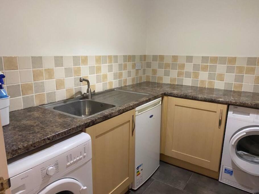 Spacious 2 Bedroom Apartment Cleethorpes Exterior photo